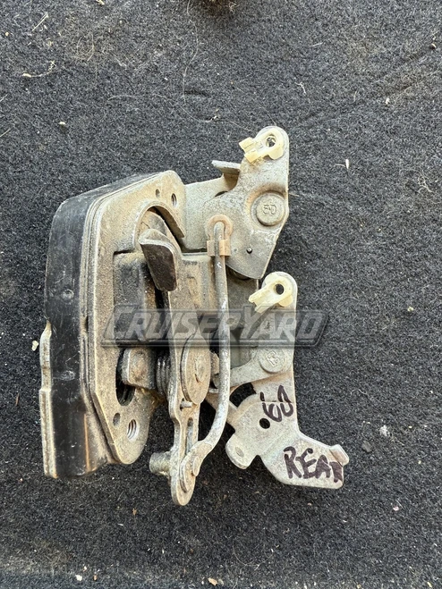 Toyota Land Cruiser FJ60 Right Rear Door Lock Assembly 69330-90A00