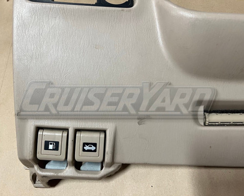 Toyota Land Cruiser UZJ100 OEM Tan Lower Instrument Panel 55302-60030-A0