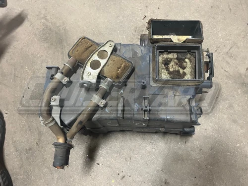 Toyota Land Cruiser FJ60 OEM Front Heater Assembly 87150-90A01