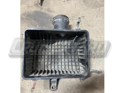 Toyota Land Cruiser UZJ100 OEM Lower Air Cleaner Housing 17700-50170