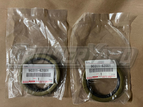 New Set of 2 Toyota Land Cruiser OEM Front Rear Oil Hub Gasket 90311-62001