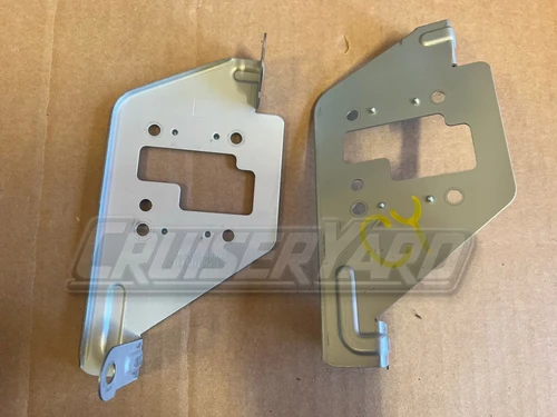 Lexus LX470 Set of Stereo/Radio Brackets 86211-60080 86212-60080