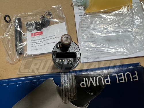 New Denso Toyota  T100 4Runner Pickup Fuel Pump and Screen 23221-46010