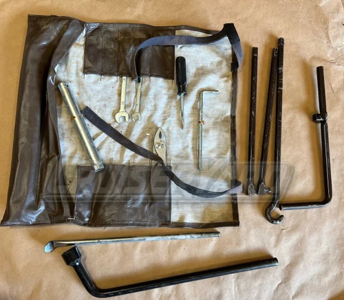 Toyota Land Cruiser UZJ100 Spare Tire Tool Bag Kit