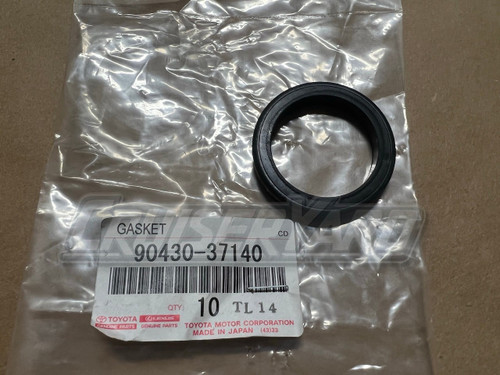 New Toyota Land Cruiser Tundra 4Runner OEM Oil Cap Gasket 90430-37140