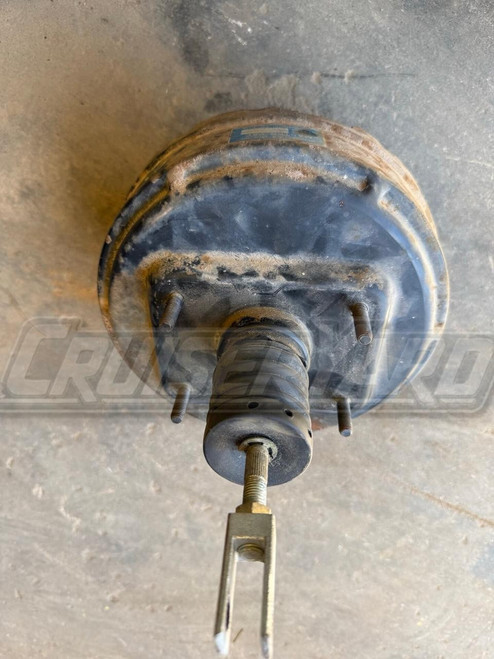 Toyota Land Cruiser 1985-1987 FJ60 Brake Booster 44610-60440