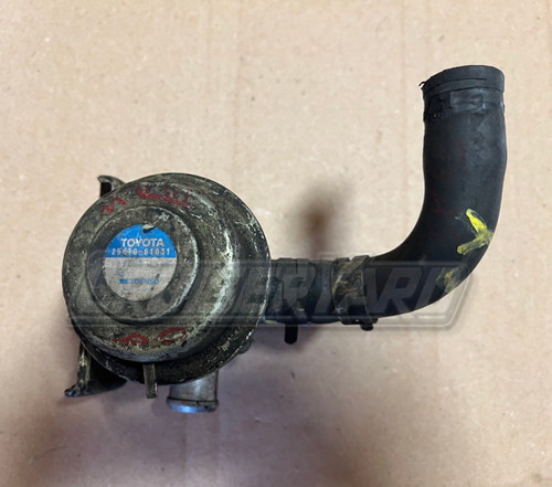 Toyota Land Cruiser FJ80 3FE Air Switching Valve Hose Bracket  25710-61031