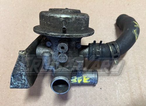 Toyota Land Cruiser FJ80 3FE Air Switching Valve Hose Bracket  25710-61031