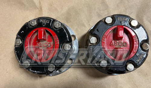 Toyota Land Cruiser Set of 2 Red OEM FJ40 FJ55 FJ80 FZJ80 ASCO Manual Locking Hubs
