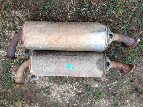 Toyota Land Cruiser 93-94 FZJ80 OEM Muffler