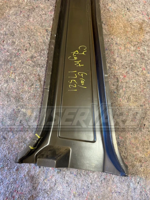 Toyota Land Cruiser FJ60 FJ62 Gray Right B Pillar Seatbelt Cover 62411-90A01-03