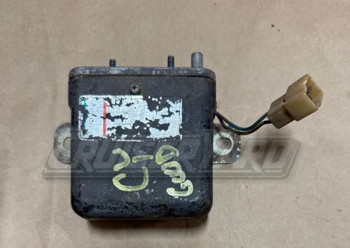 Toyota Land Cruiser OEM FJ40 FJ55 Vacuum Switching Valve 17650-60012