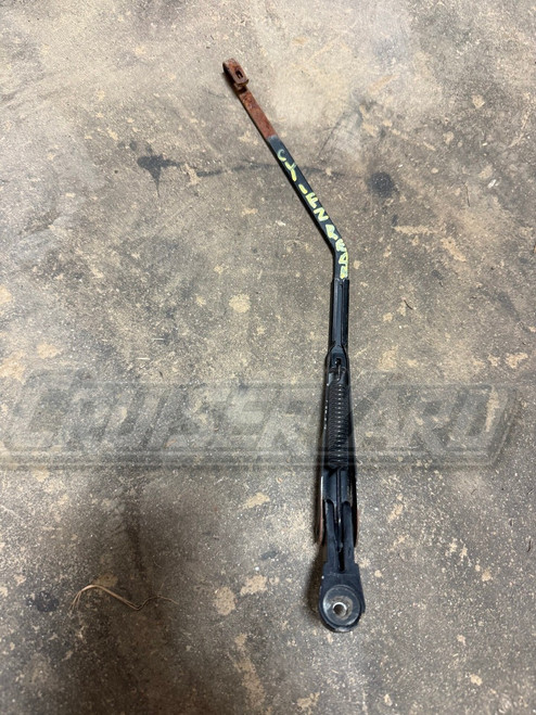 Toyota Land Cruiser FZJ80 LX450 Rear Wiper Arm 85241-60011