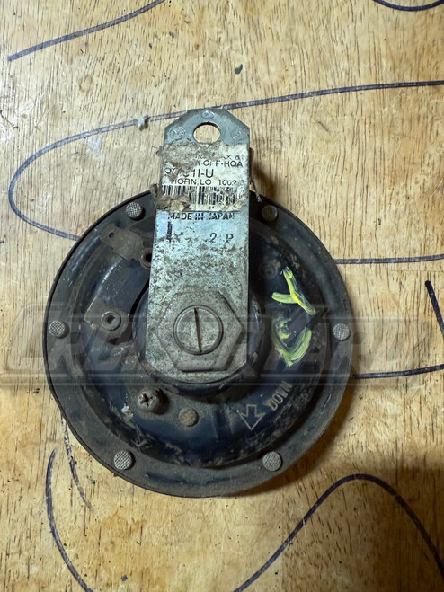Toyota Land Cruiser FJ55 OEM Low Pitch Horn