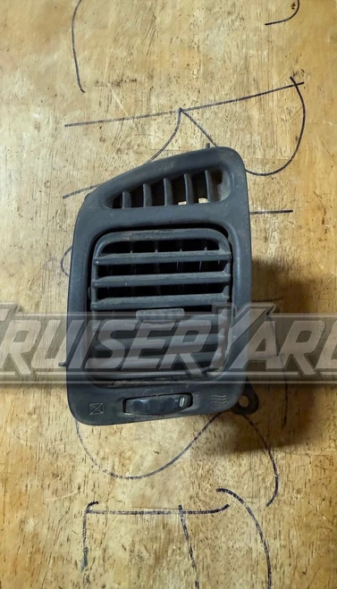 Toyota Land Cruiser UZJ100 LX470 Left Front Gray Dash Vent 55650-60090-B0