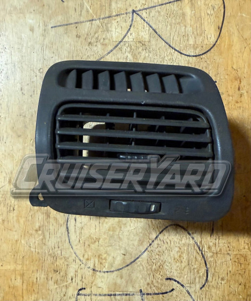Toyota Land Cruiser UZJ100 LX470 Right Front Gray Dash Vent 55680-60020-B0