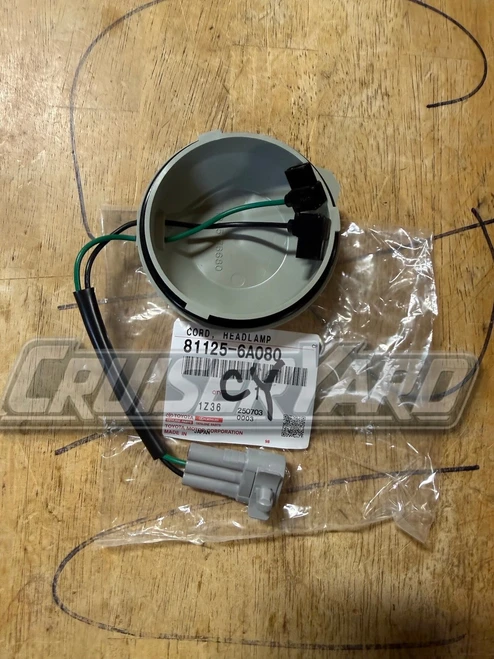 New OEM Lexus LX470 Headlight Headlamp Cord 81125-6A080