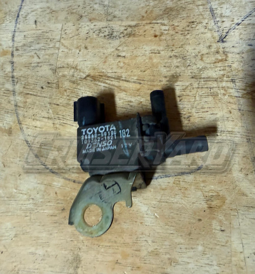 Toyota Land Cruiser Tundra OEM No. 1 Vacuum Switching Valve 25860-50100