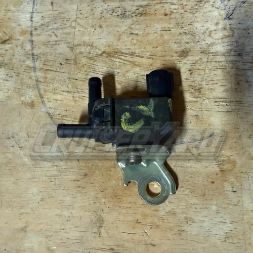 Toyota Land Cruiser OEM FJ80 FZJ80 Vacuum Switch Valve 25860-61020