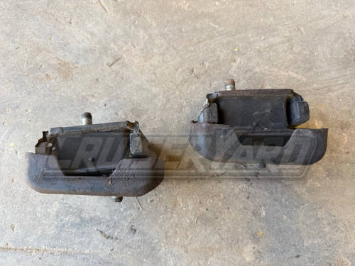 Toyota Land Cruiser 95-97 FZJ80 Pair of OEM Engine Mounts