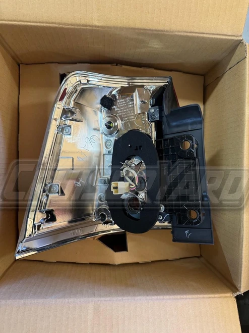 New Toyota Land Cruiser 200 Series OEM Rear Combination Lens & Body 81551-60880