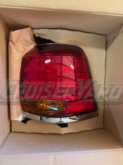 New Toyota Land Cruiser 200 Series OEM Rear Combination Lens & Body 81551-60880