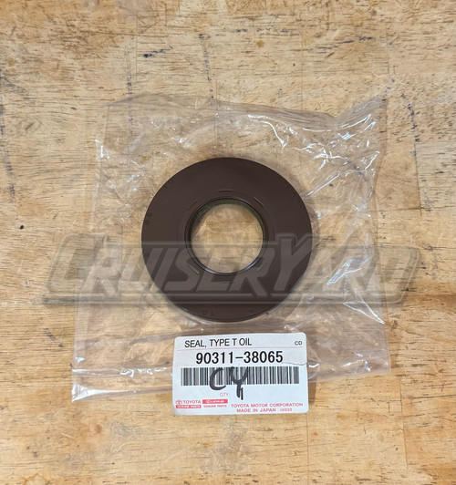 New Toyota Land Cruiser 4Runner Tundra OEM Type T Oil Seal 90311-38065