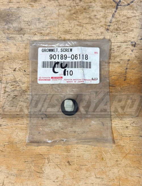 New Toyota Corolla Camry OEM Grommet 90189-06118