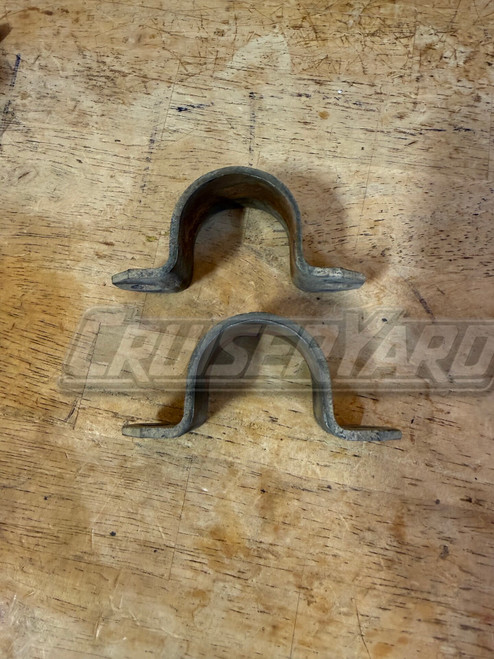 Toyota Land Cruiser 93-97 FZJ80 OEM Pair Front Sway Bar Bracket 48823-60030