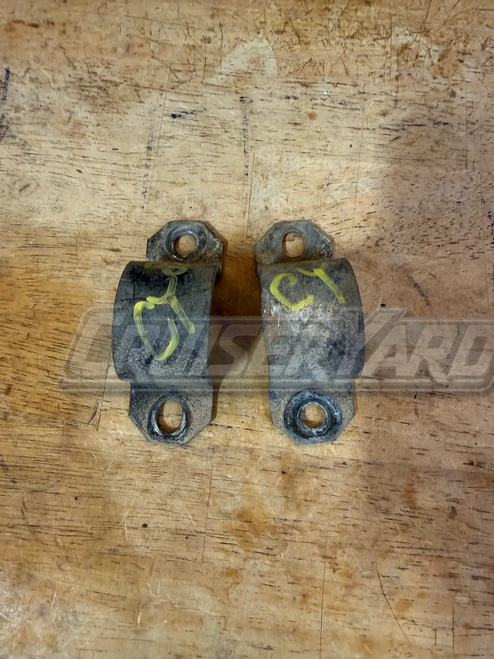 Toyota Land Cruiser 93-97 FZJ80 OEM Pair Front Sway Bar Bracket 48823-60030