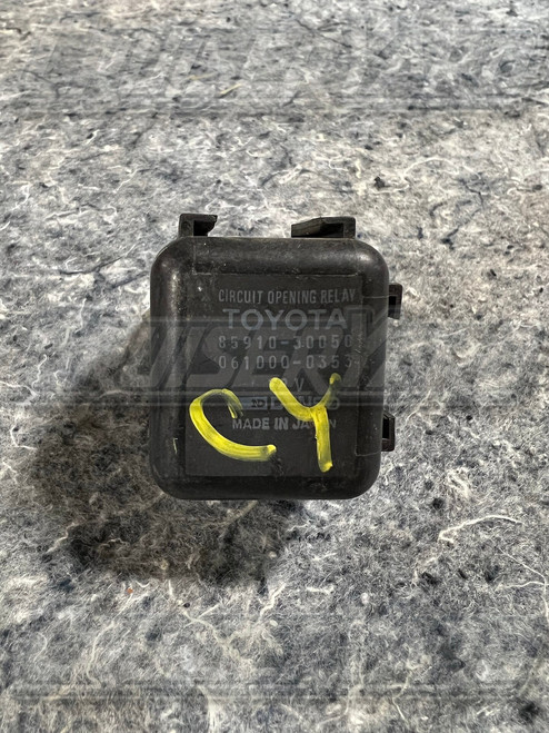 Toyota Land Cruiser FJ80 FZJ80 Circuit Opening Relay 85910-30050