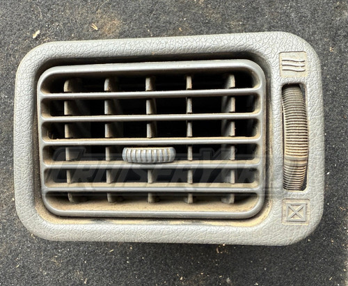 Toyota Land Cruiser FJ80 FZJ80 Right Gray Vent 55660-60010-03