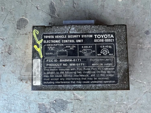 Toyota Land Cruiser FJ80 FZJ80 Security System ECU 00398-00921