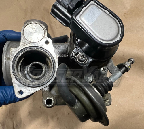 Toyota Land Cruiser FZJ80 1FZ OEM Throttle Body 22210-66030
