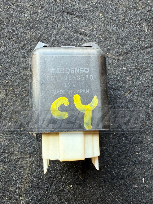 Toyota Land Cruiser FZJ80 Denso Relay 056700-8570