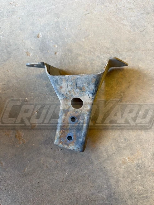 Toyota Land Cruiser FZJ80 Exhaust Pipe No.2 Support Bracket 17572-66050
