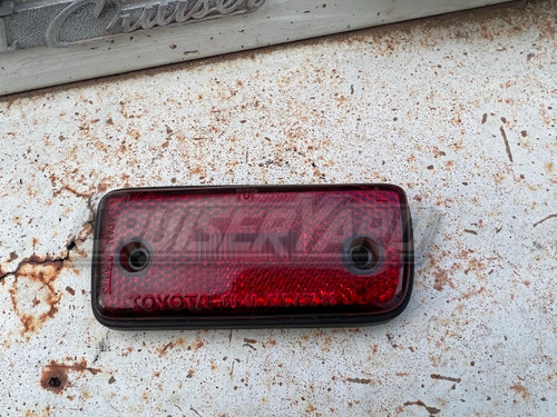Toyota Land Cruiser FZJ80 OEM Right Rear Marker Light 81750-60080