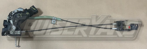 Toyota Land Cruiser UZJ100 OEM Right Rear Lock Actuator 69050-60061