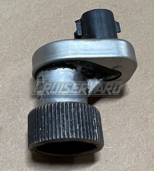 Toyota Land Cruiser FZJ80 OEM Speedometer Speed Sensor 83181-20040