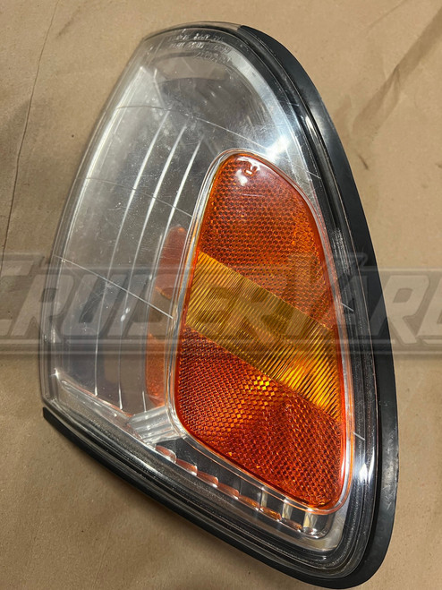 Toyota Land Cruiser UZJ100 Right Corner Light 81511-60500