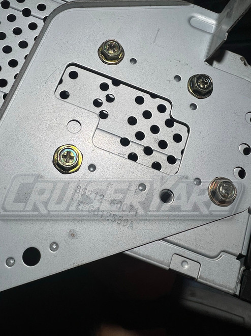 Toyota Land Cruiser Set of UZJ100 Stereo/Radio Brackets