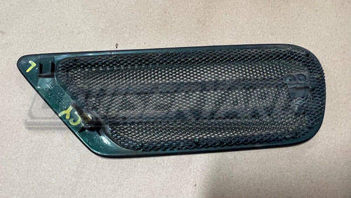 Toyota Land Cruiser UZJ100 OEM Green Left Louver Quarter Vent 62906-60050