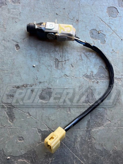 Toyota Land Cruiser FJ60 OEM Air Conditioning Button 84660-22021