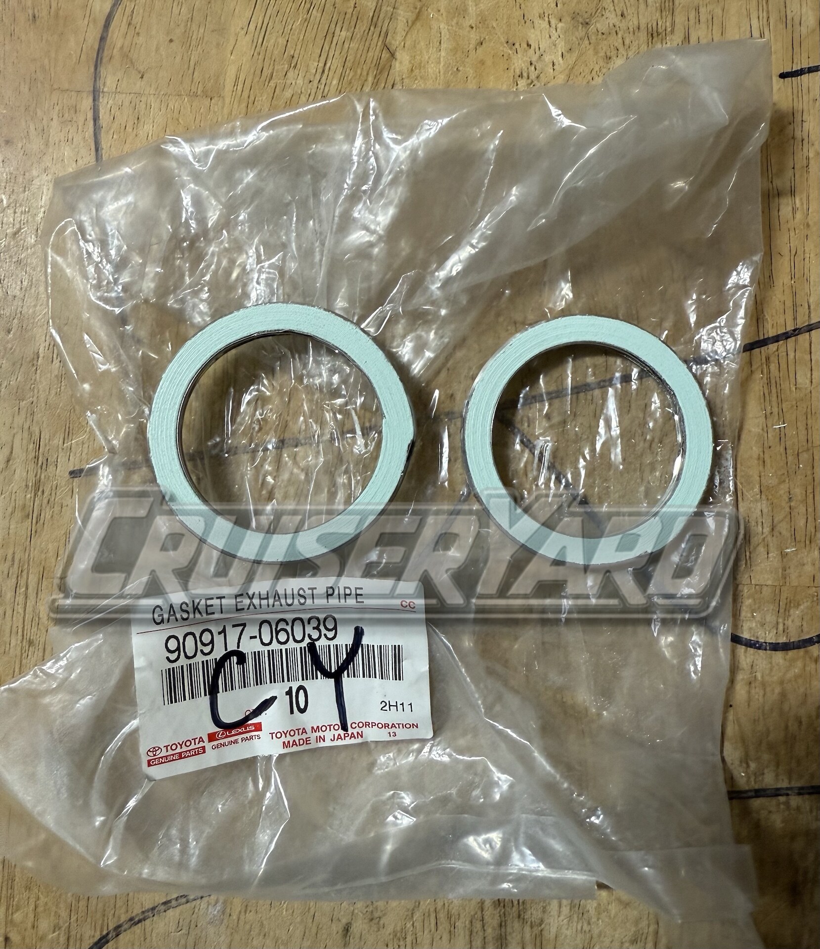 こま✳︎ New Pack of 2 Toyota Land Cruiser OEM 3FE Exhaust Gaskets 90917