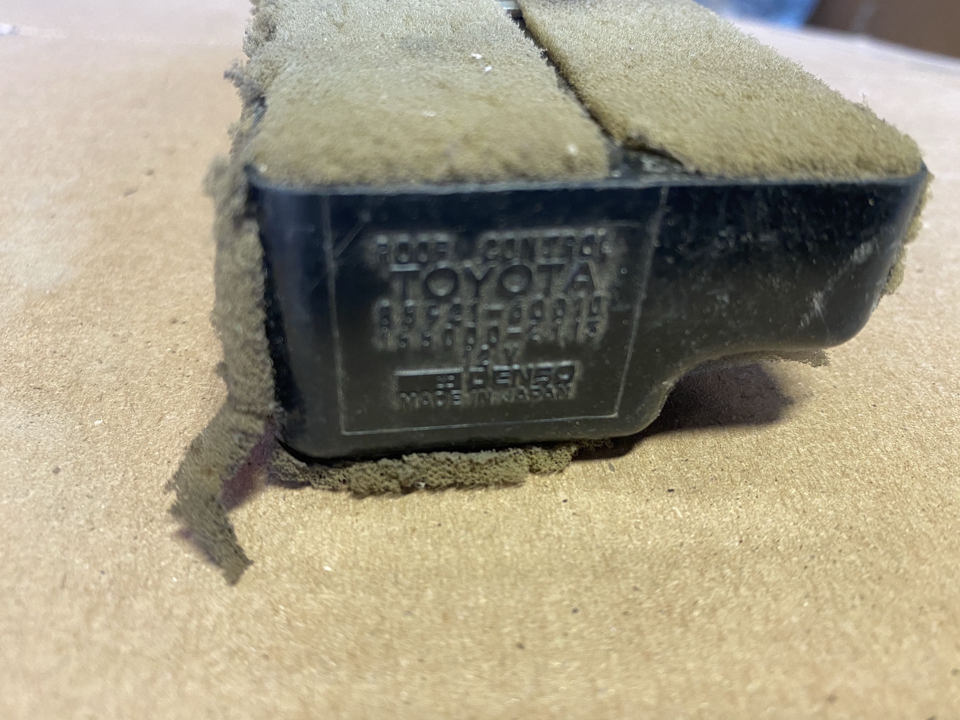 Toyota Land Cruiser FJ80 FZJ80 Sunroof Control Relay 8592160010