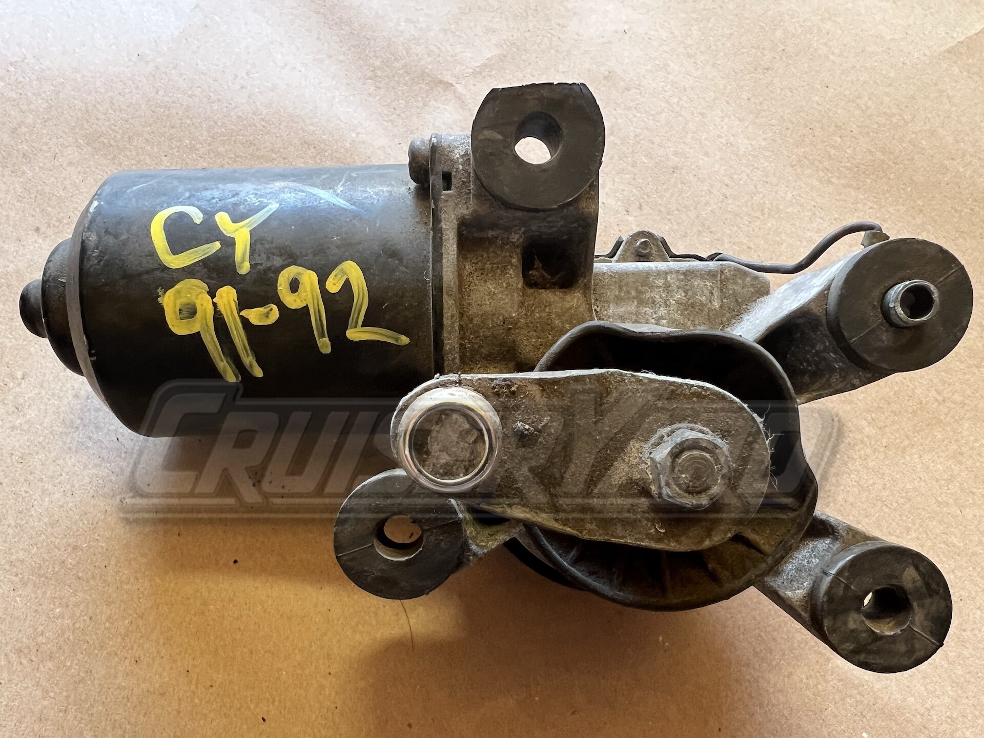 Toyota Land Cruiser OEM 91-92 FJ80 Windshield Wiper Motor 85110