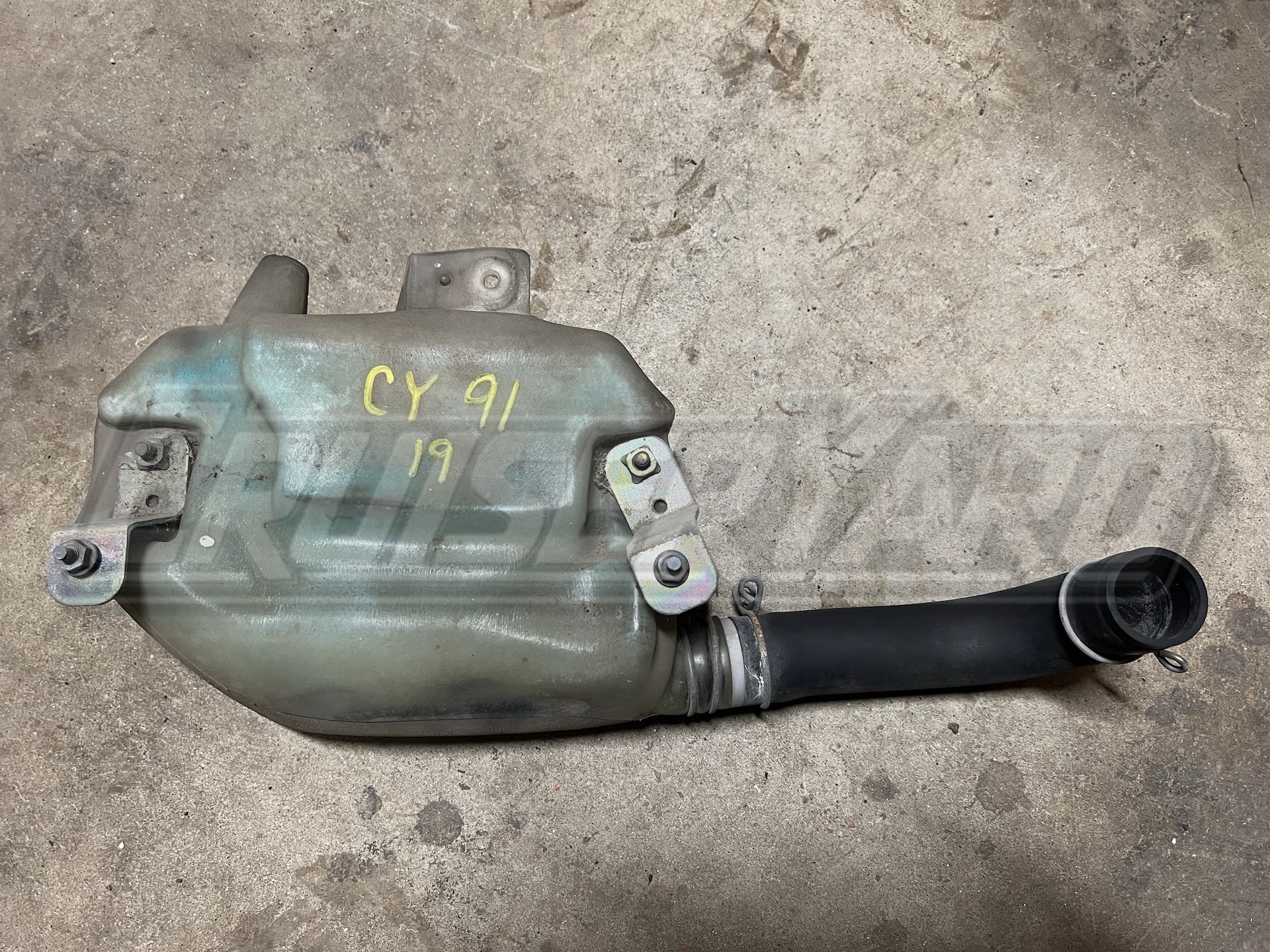 のの Toyota Land Cruiser FJ80 Windshield Wiper Jar #2 85351-60050