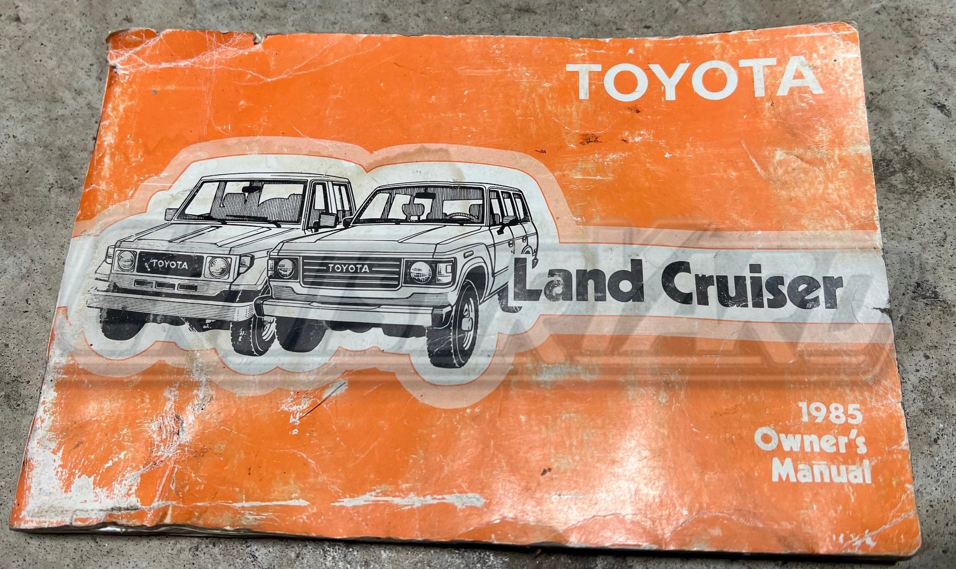 Toyota Land Cruiser 1985 FJ60 Owners Manual