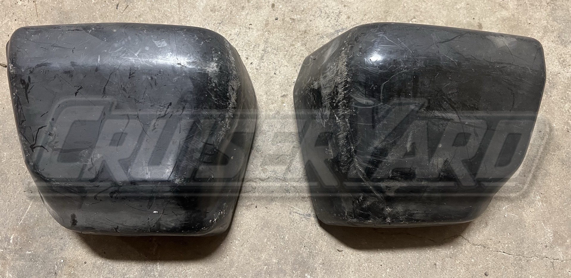 Toyota Land Cruiser FJ60 FJ62 Set of OEM Rear Bumper Corners CruiserYard