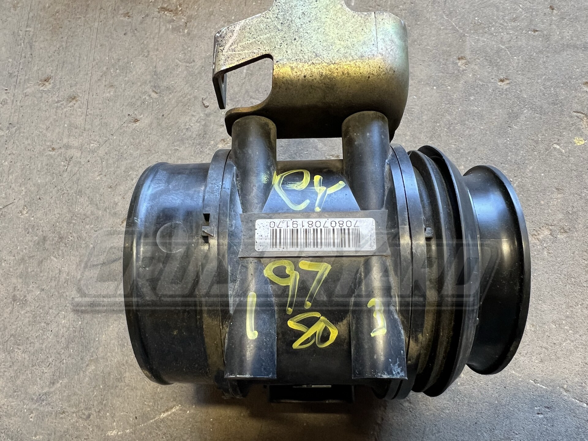 Toyota Land Cruiser OEM 95-97 FZJ80 Air Intake Sensor 22250